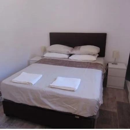 Villa Caleta 빌라 칼페